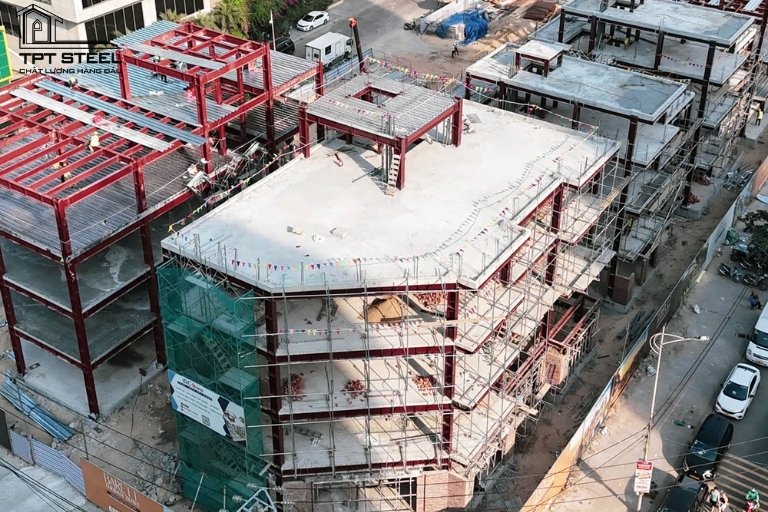 Những Lưu Ý Khi Lựa Chọn Nhà Thầu Thi Công Nhà Thép Tiền Chế