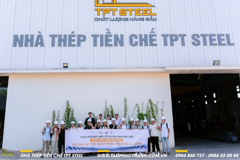 TPT STEEL HÂN HOAN CHÀO ĐÓN ĐOÀN GIẢNG VIÊN VÀ SINH VIÊN KHOA XÂY DỰNG DÂN DỤNG & CÔNG NGHIỆP – TRƯỜNG ĐẠI HỌC BÁCH KHOA, ĐẠI HỌC ĐÀ NẴNG ĐẾN THAM QUAN VÀ THỰC TẬP
