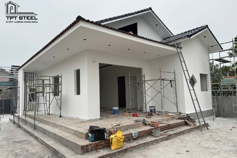 Chi phí xây nhà tiền chế 100m2 mới nhất năm 2025